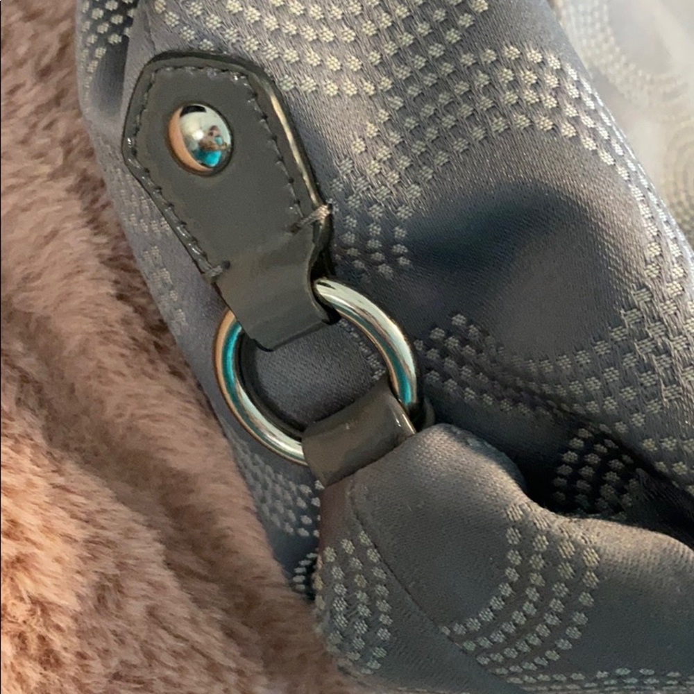 Coach Handbag - Picture 4 of 9